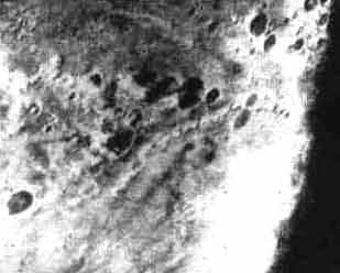 Снимок южной полярной шапки Марса, полученный станцией Маринср-7 Снимок южной полярной шапки Марса, полученный станцией Маринср-7