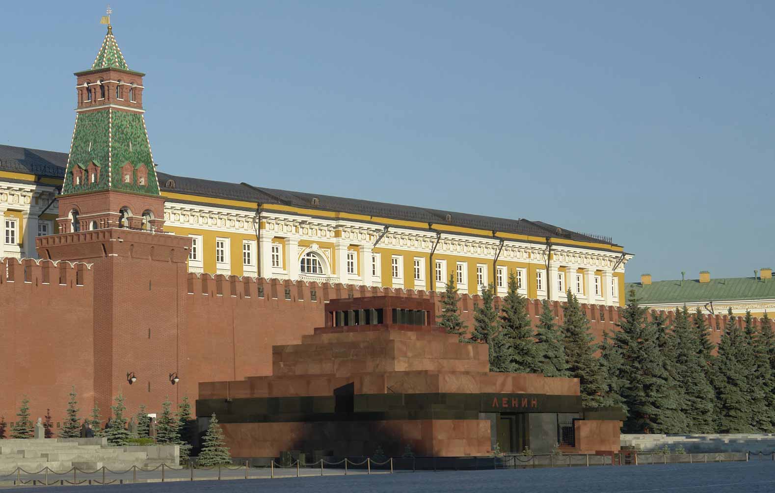 Кремль и мавзолей В.И. Ленина