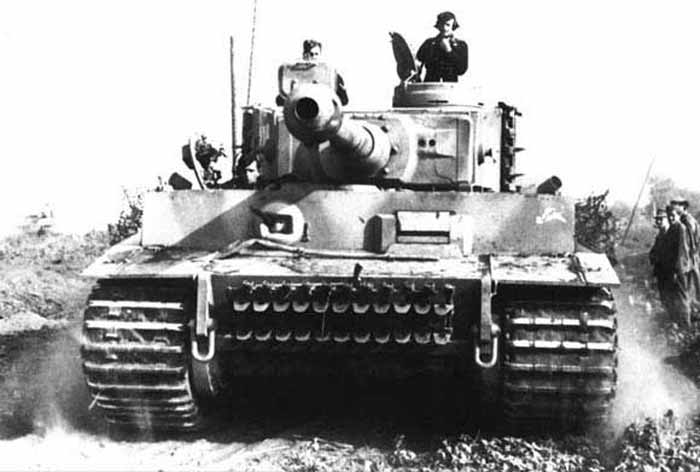 одна из модификаций танка Тигр Т-4